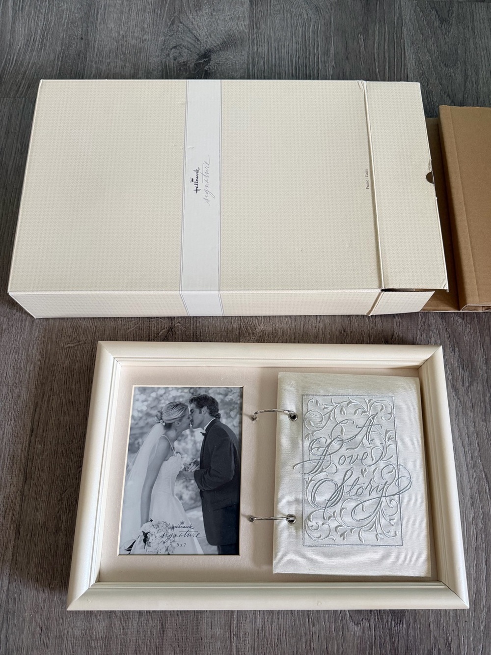 Hallmark Framed Wedding Photo & Keepsake Album in Cream 5 x 7